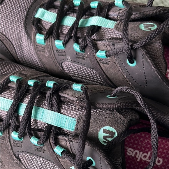 Merrell Women's Black and Teal Hiking Shoes size 10.5 - Picture 8 of 9